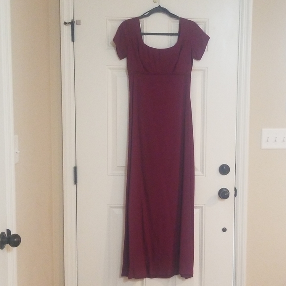 Full length formal dress - Picture 8 of 8